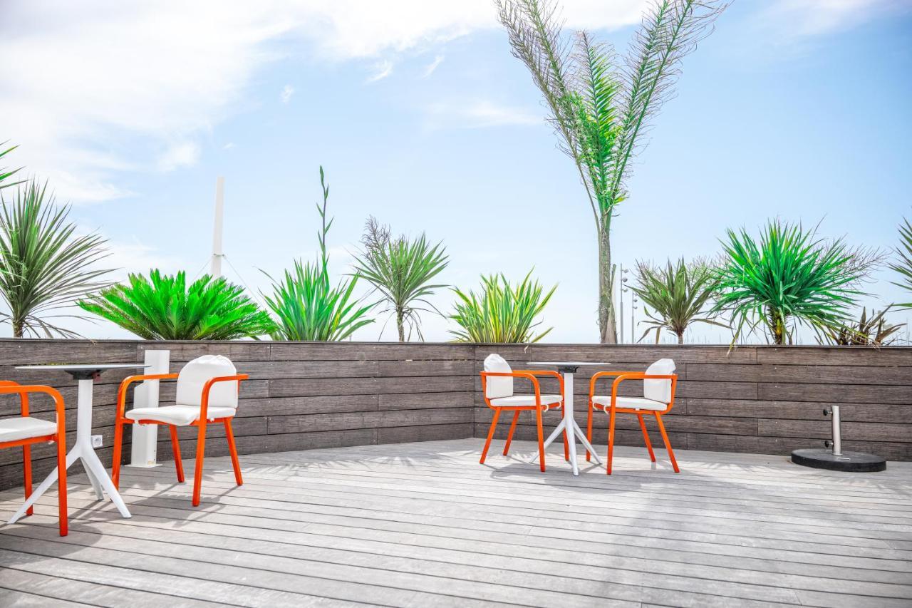 Luxury Mind Vue Exceptionnelle Pied Dans L'Eau Parkings Prives 2 Places Climatisation Hyper Centre Logement D'Exception La Grande Motte Bagian luar foto